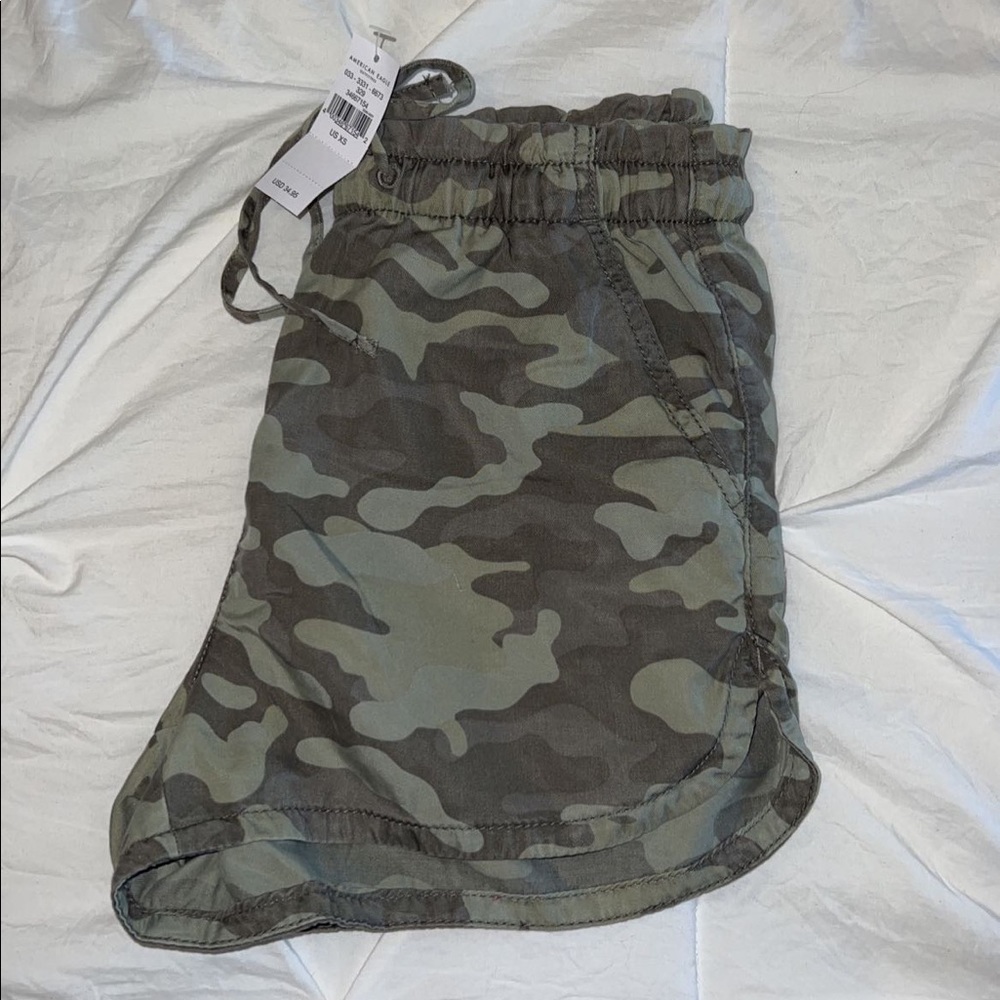 american eagle camo shorts